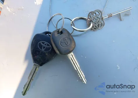 2011 Toyota Rav4 из США, поврежденный, VIN 2T3BF4DV9BW094866